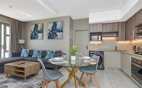 Easy Stay - The Tyrwhitt Rosebank